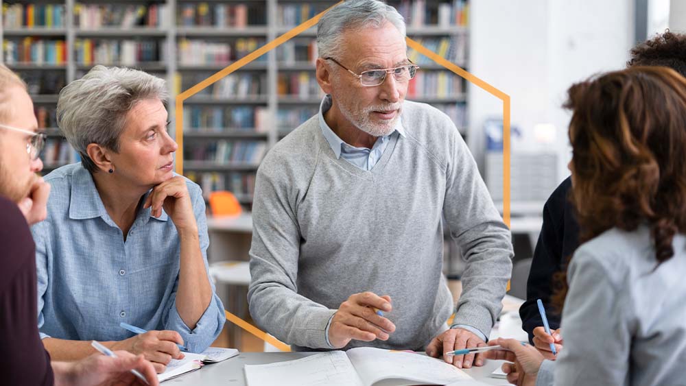 Persone adulte impegnate in un percorso di formazione nei CPIA, Centri Provinciali per l’Istruzione degli Adulti.